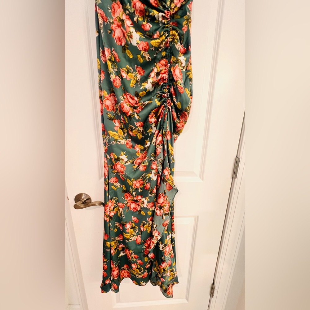 HELLO MOLLY ONE SHOULDER SATIN MAXI DRESS GREEN W PINK FLORAL SIZE XSMALL NWT - Picture 17 of 17